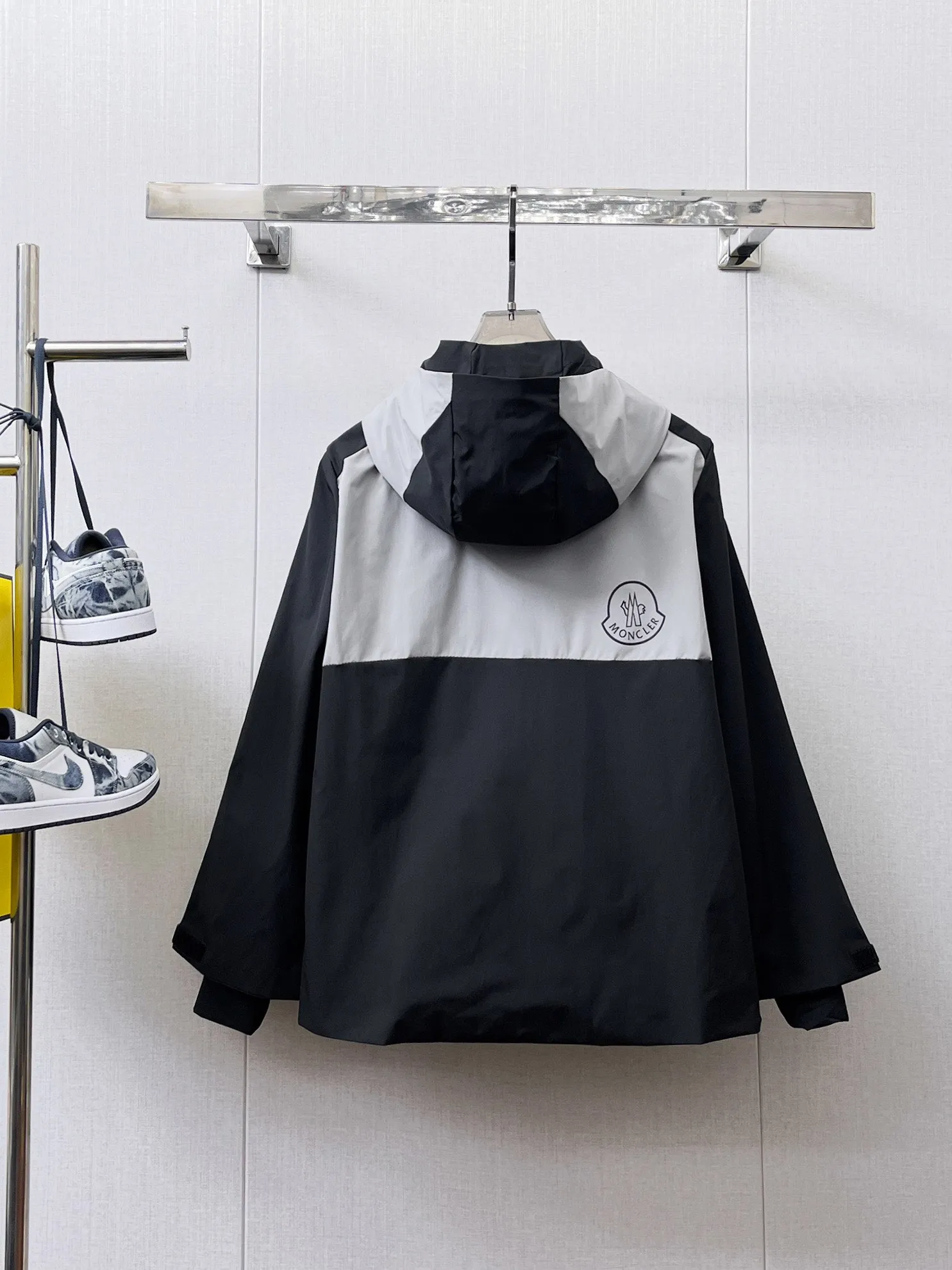 Same Style， ， 2026 New Arrival ， Original Premium Breathable ， ， ， Quality。 ， Sizes：M～3XL